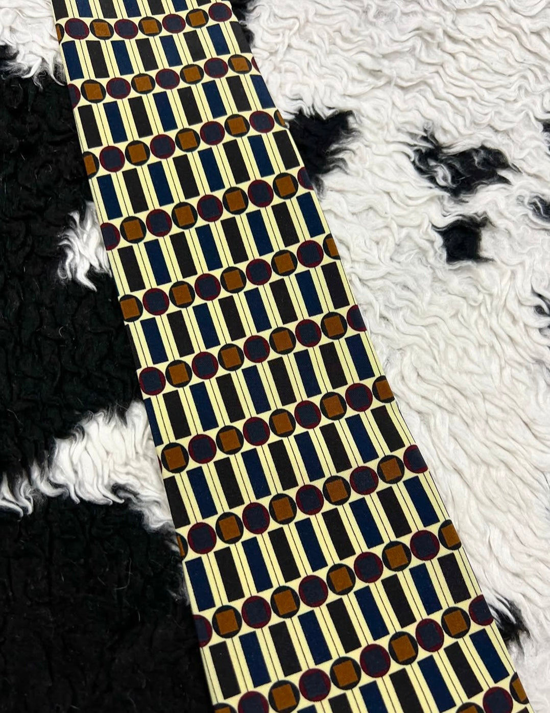 Brown Geometric Tie