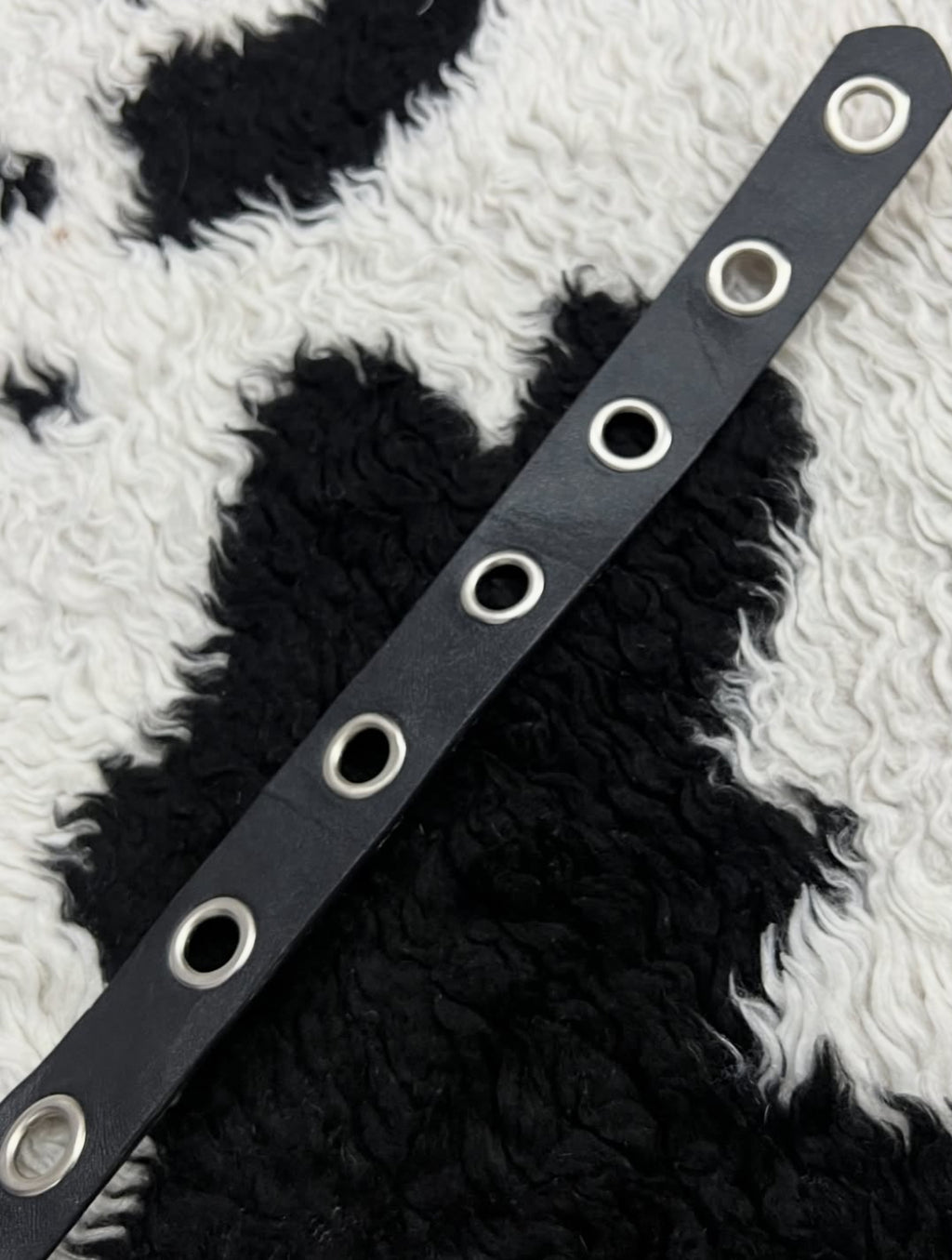 Single Hole Black Belt