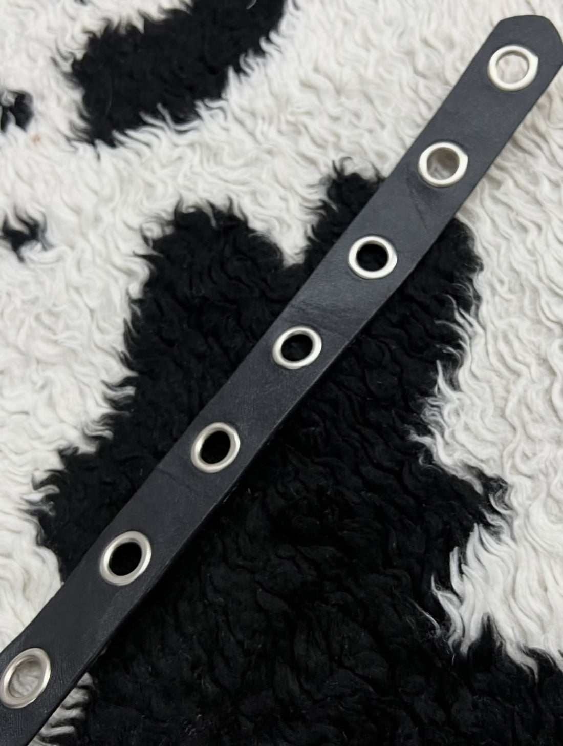 Single Hole Black Belt