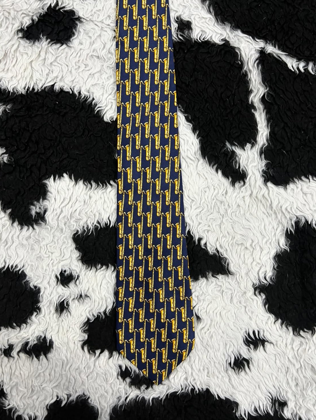 Saxophones Tie