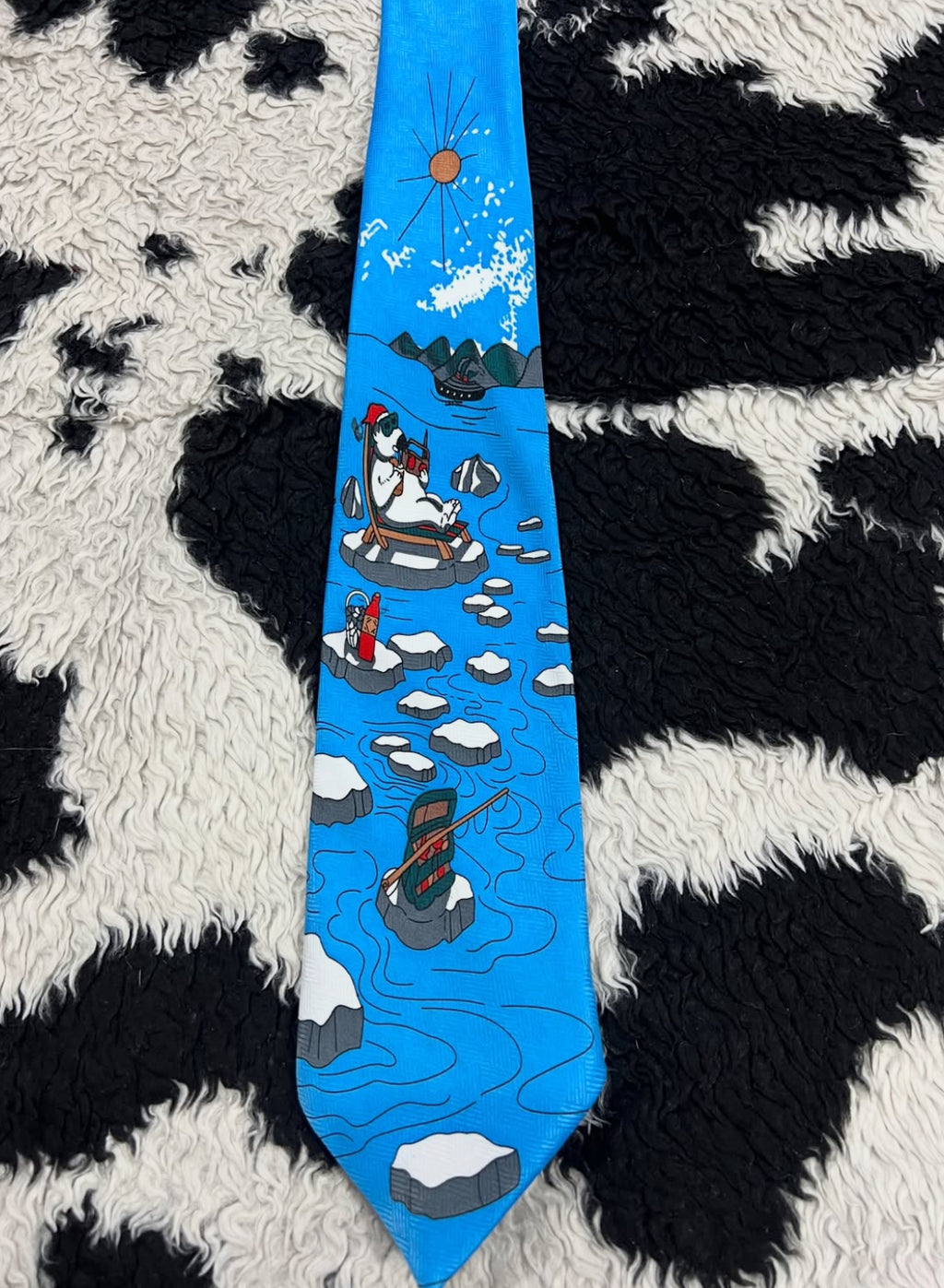 Polar Bear Chilling Tie