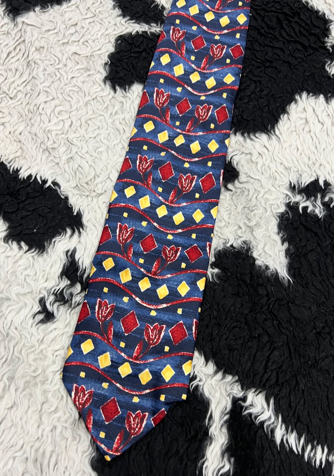 CANDA Blue & Red Floral Tie