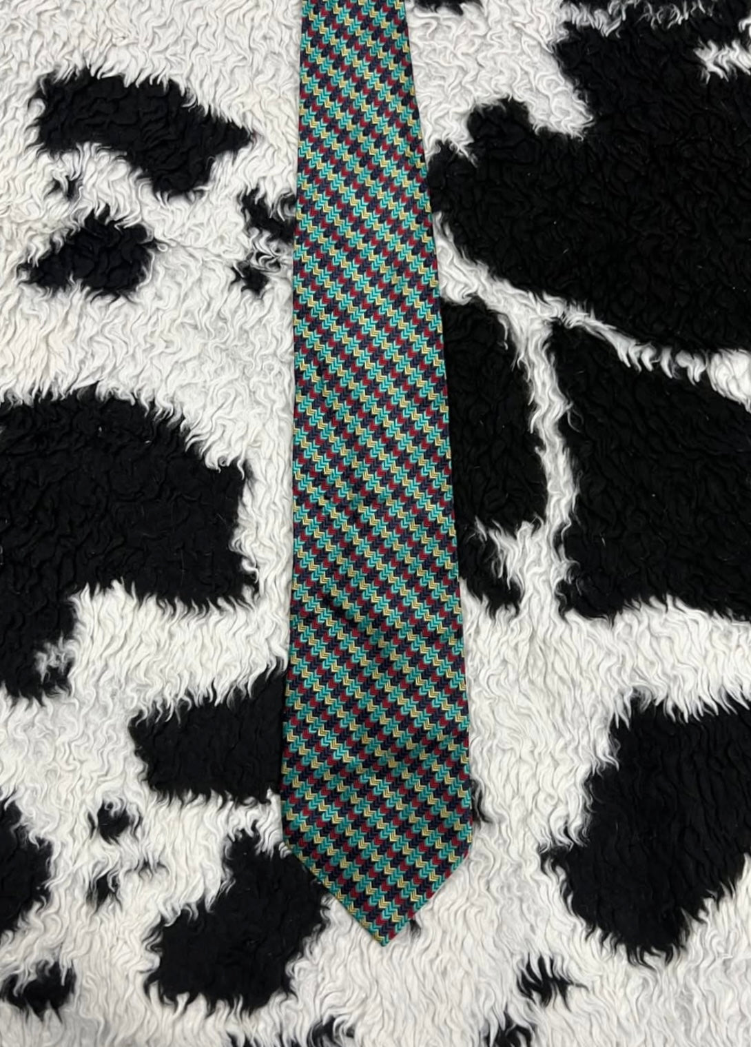 Näser Embroidered Tie