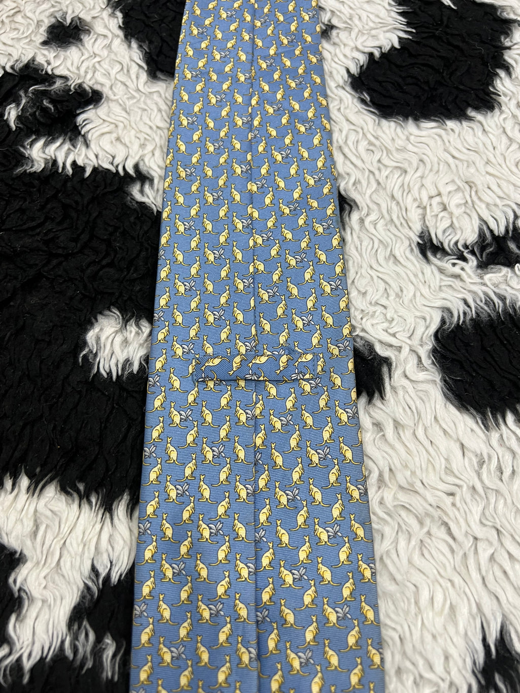 Kangaroos & Flowers Tie
