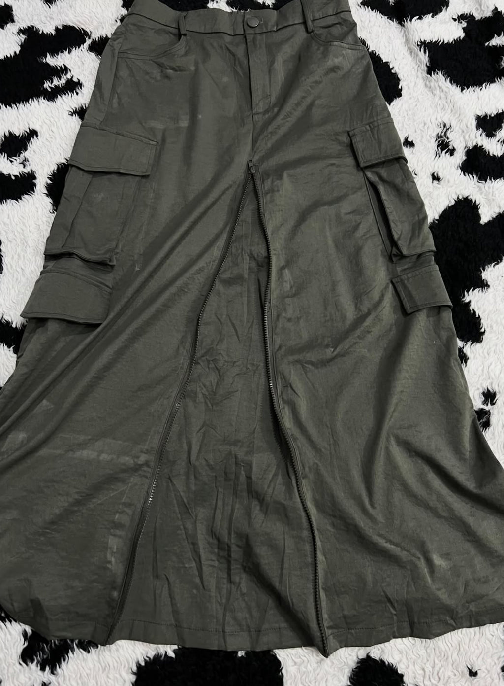 Green Zipper Cargo Skirt