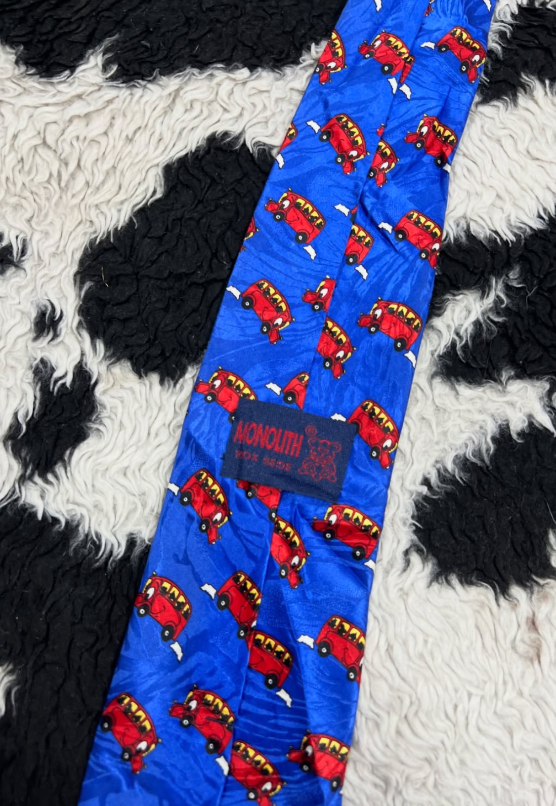 Buses & Taxi Tie