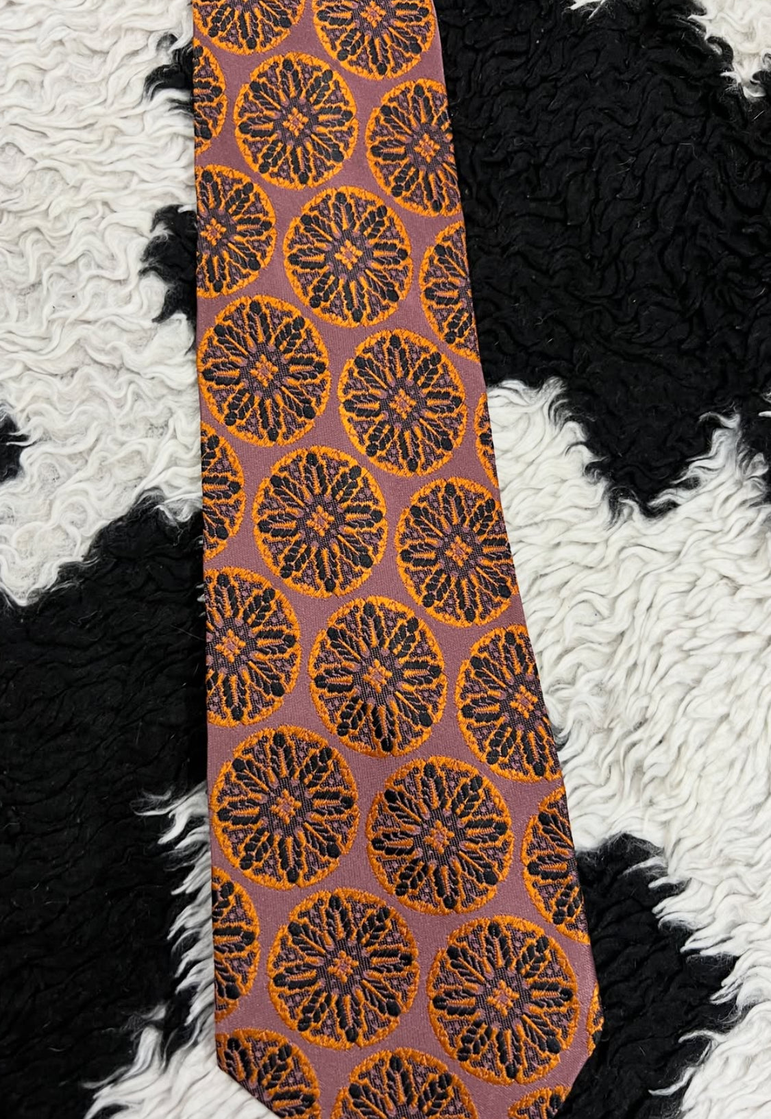 Embroidered Circular Floral Tie