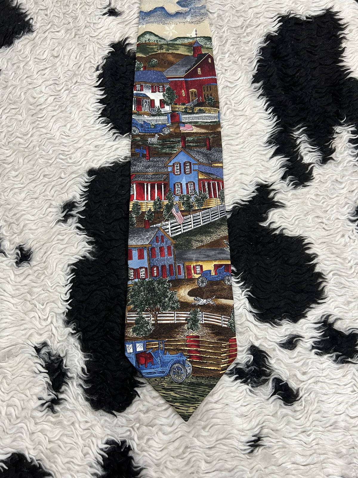 1890 Americana Country Village Tie