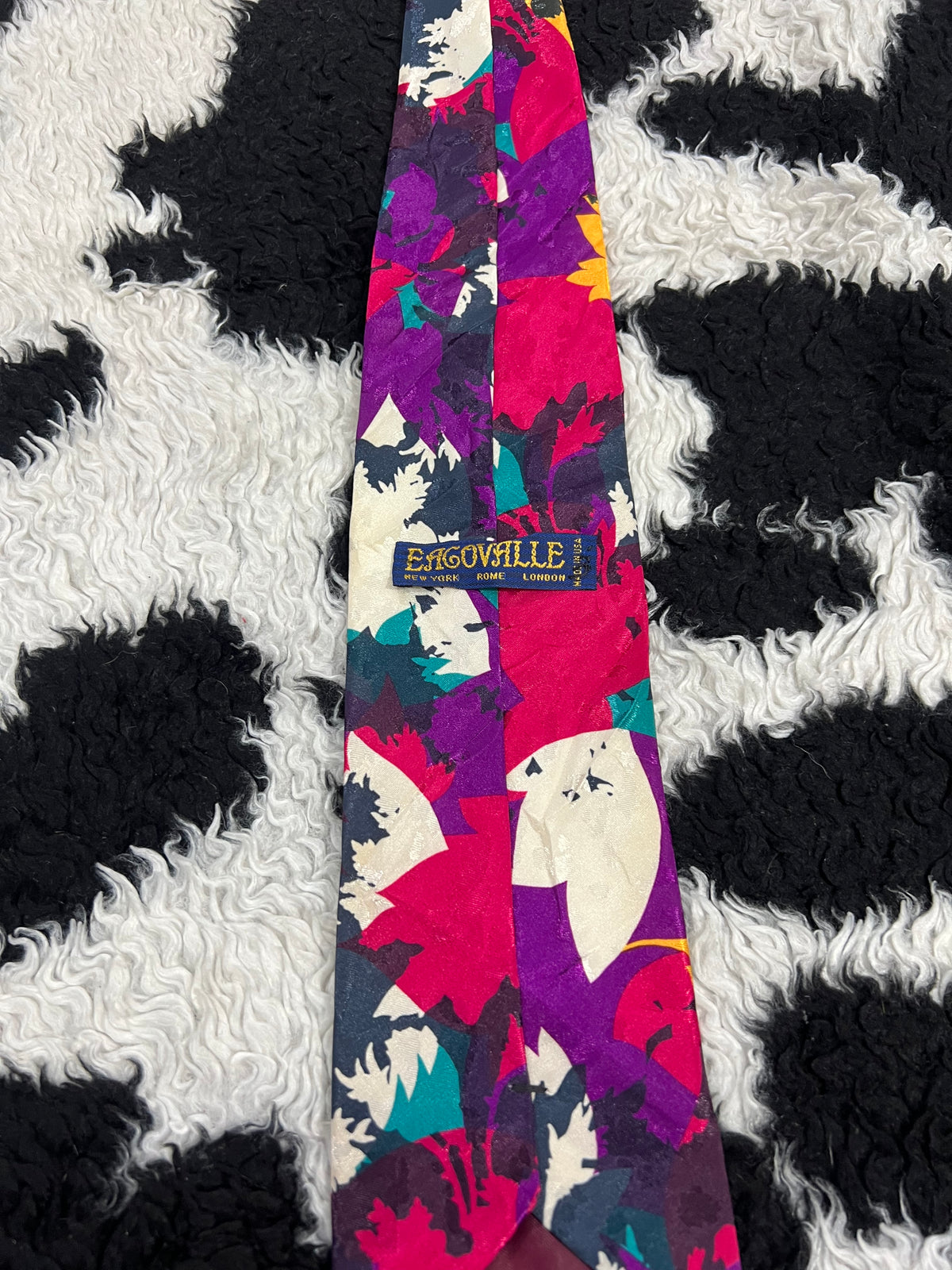 Eagovalle Abstract Tie