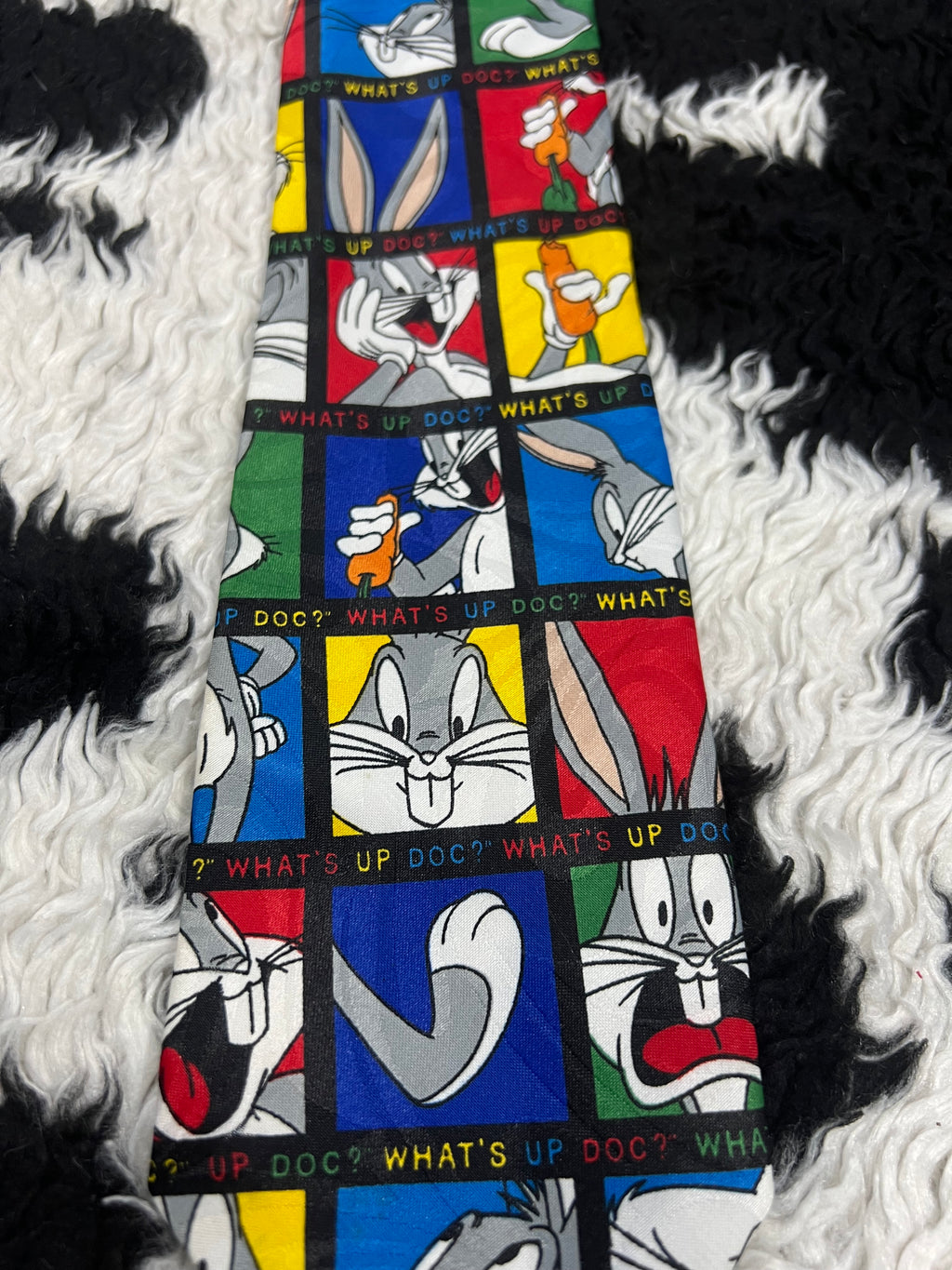 Vintage 1995 "What's up doc?" Bugs Bunny Tie