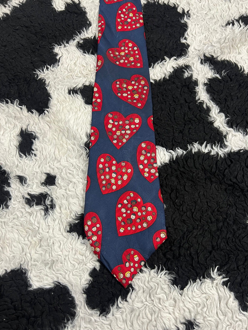 Hearts Graphic Tie