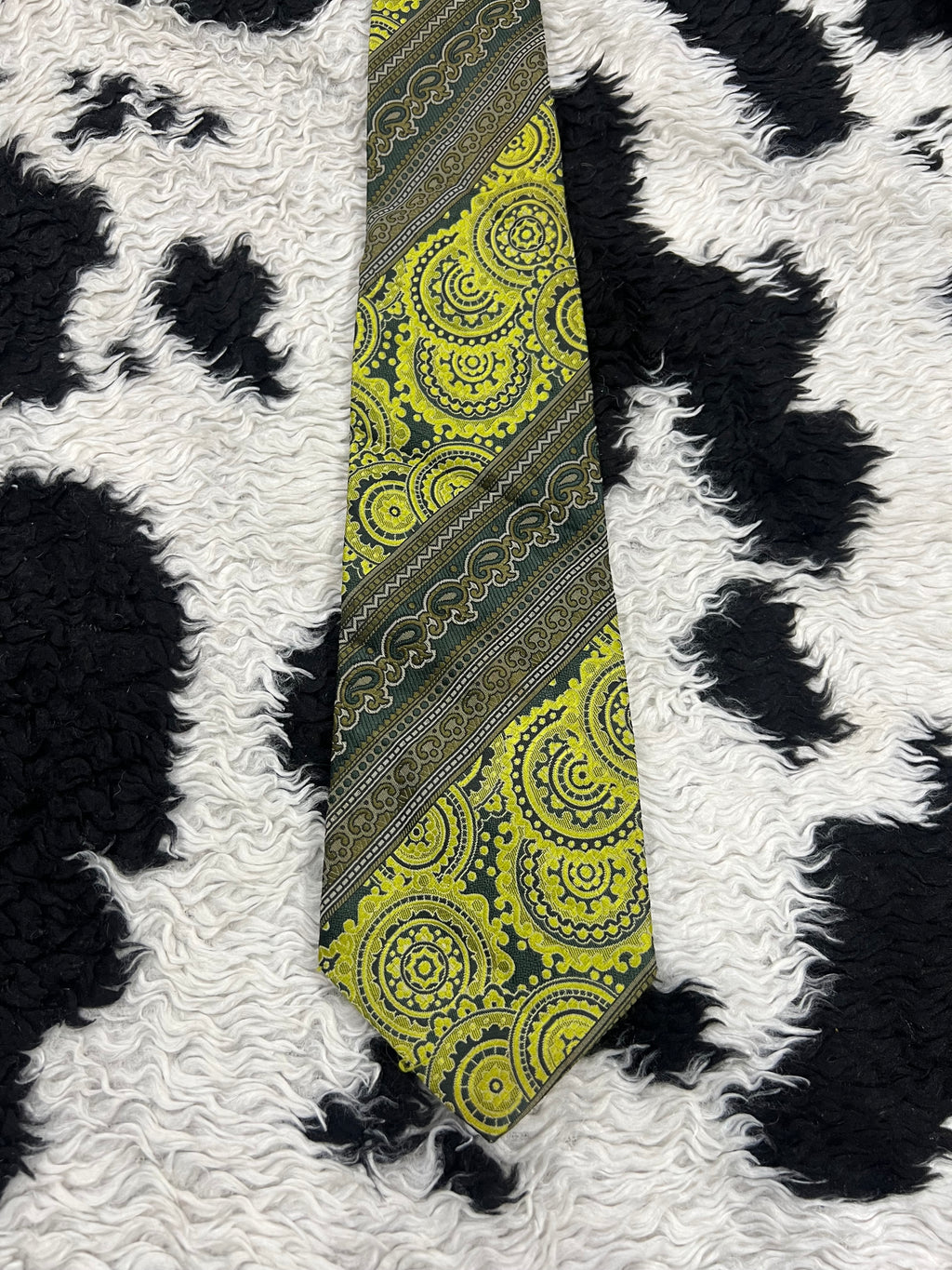Paul Greco Green Embroidered Tie