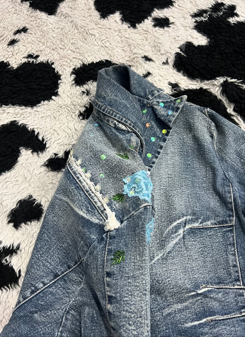 Whimsical Blue Floral Denim Coat Jacket (Medium)