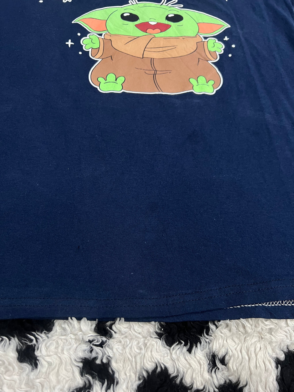 Star Wars Baby Yoda Tee (Large)