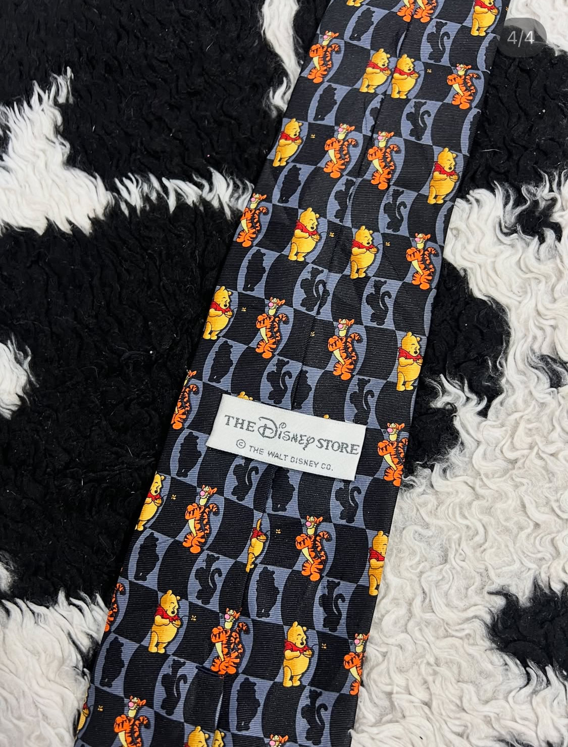 Disney Winnie the Pooh & Tigger Tie