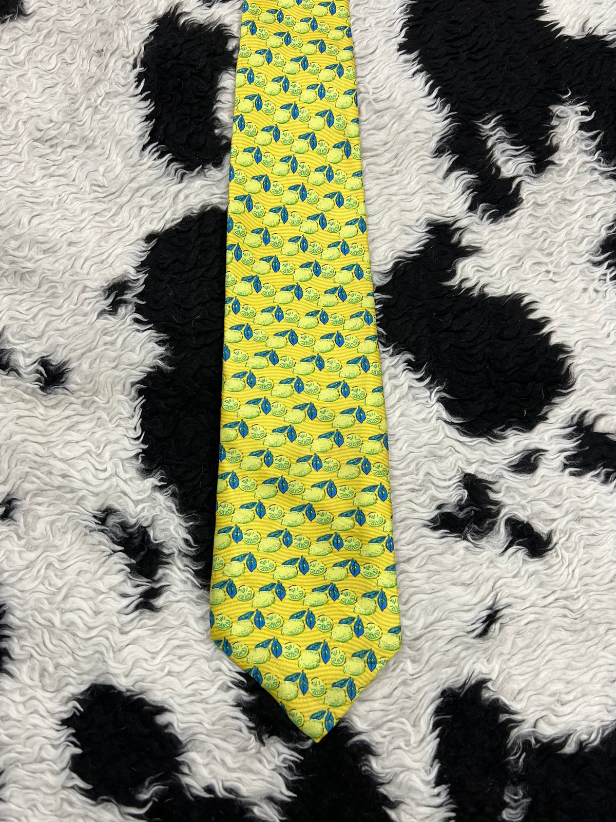 Bacardi Lemon Tie