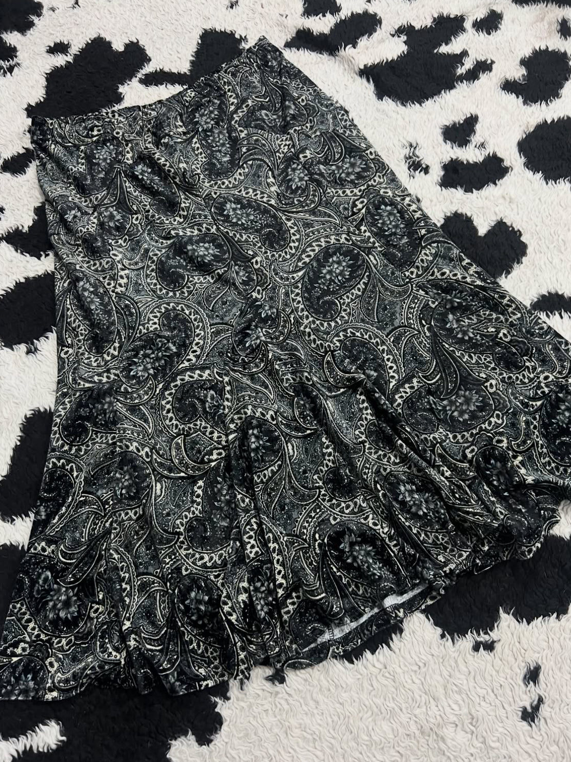 Floral Paisley Velvet Long Skirt