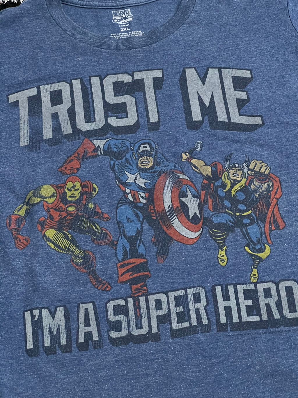 Marvel "Trust Me I'm A Superhero" Tee (Large)