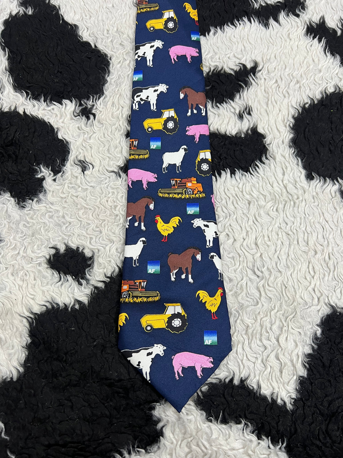 Farm Animals Tie