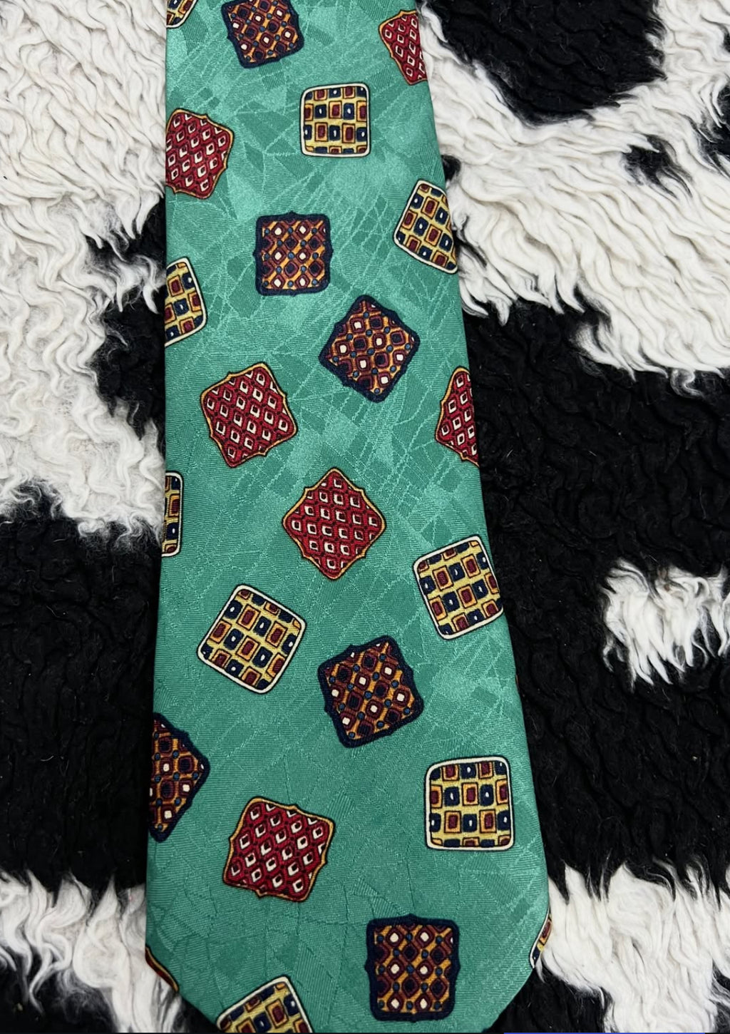Madison Ave Geometric Tie
