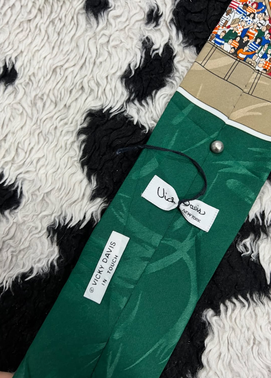 Vicky Davis 'In Touch' Tie