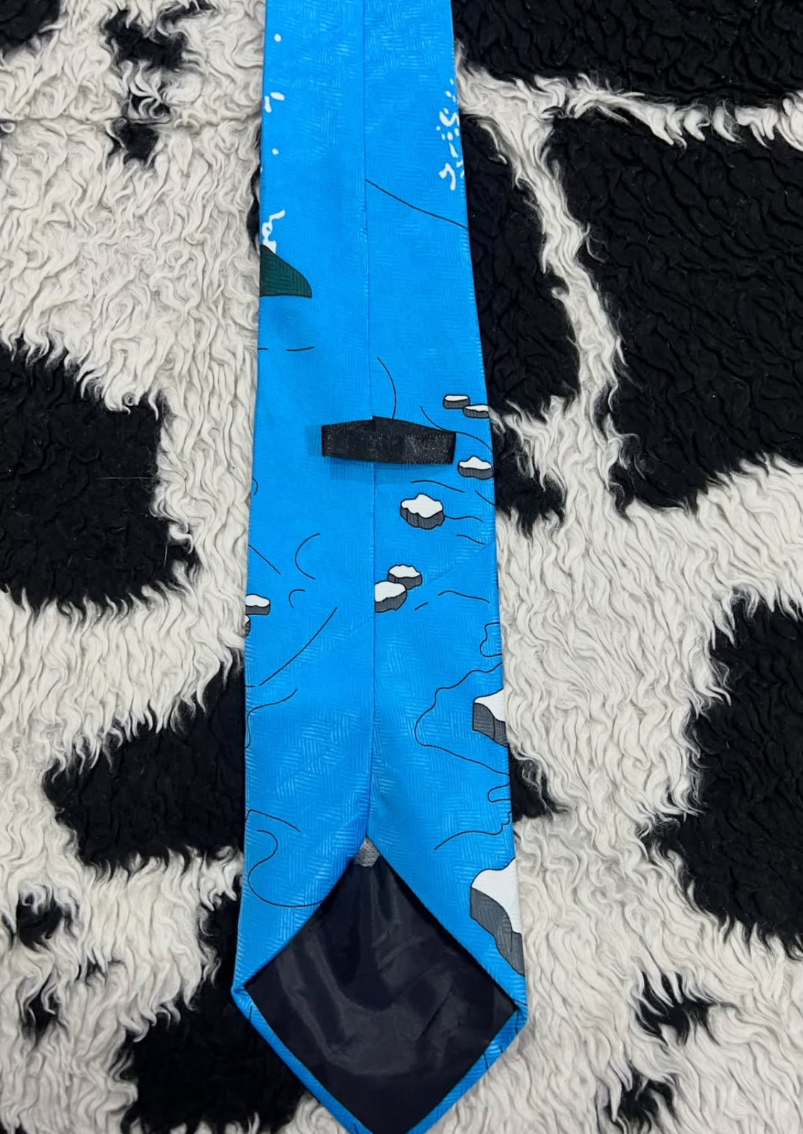 Polar Bear Chilling Tie