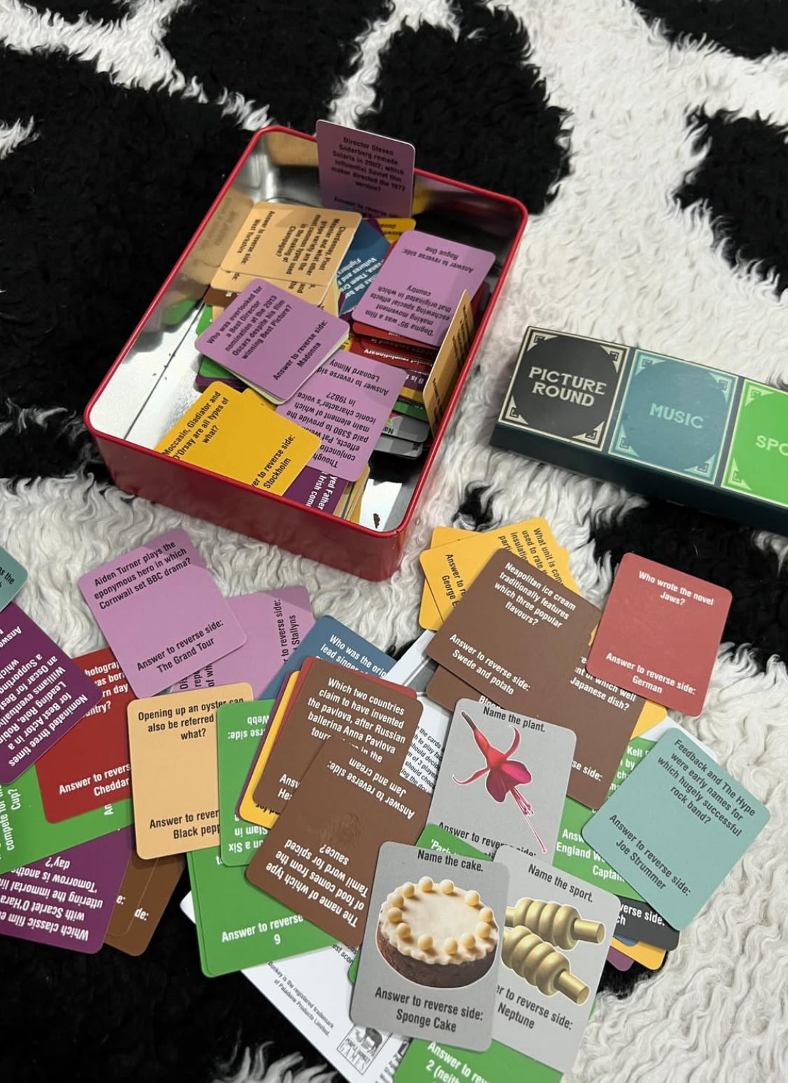 Pub Quiz Card Game