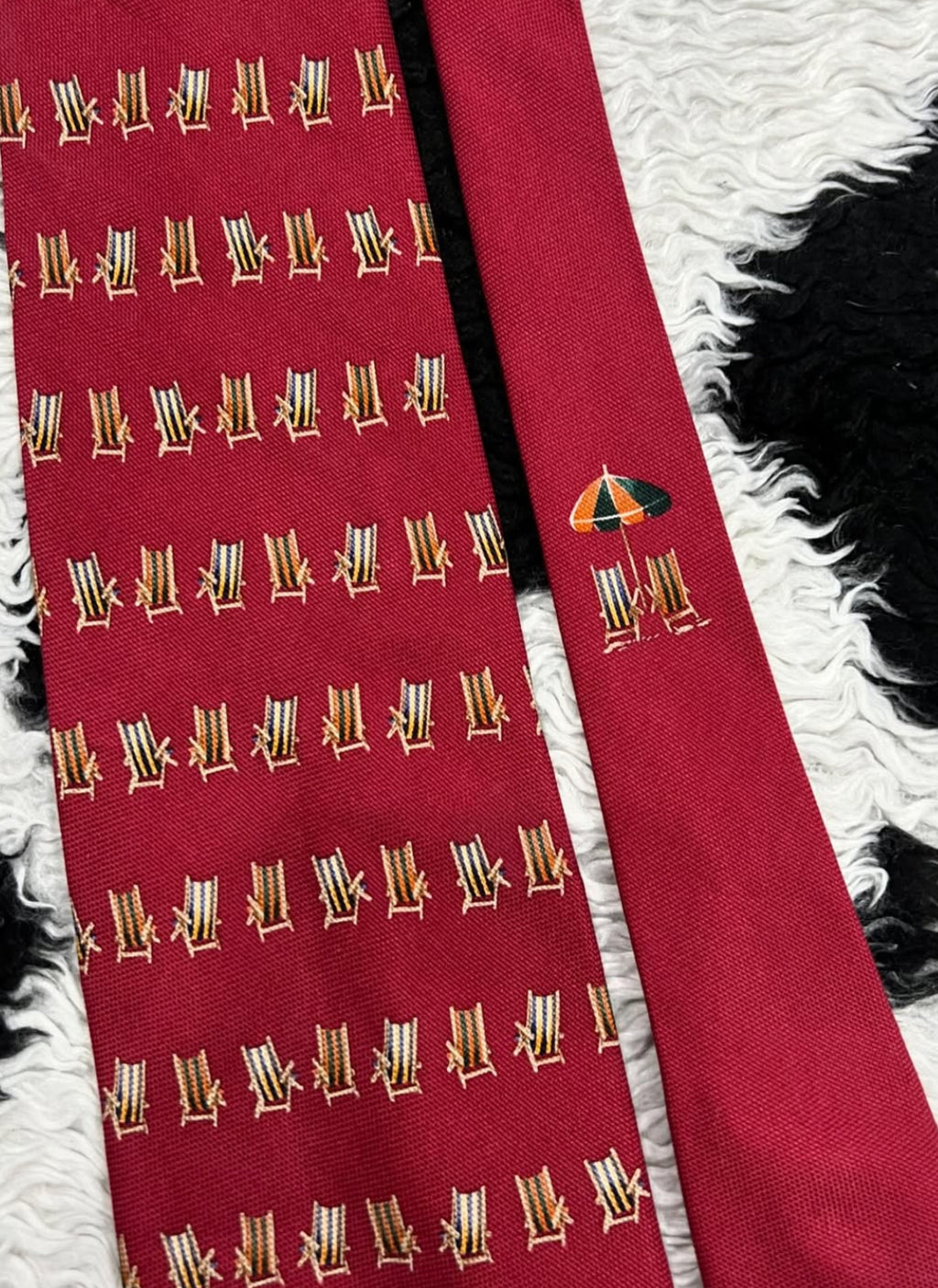 Off Island Beach Chairs Tie