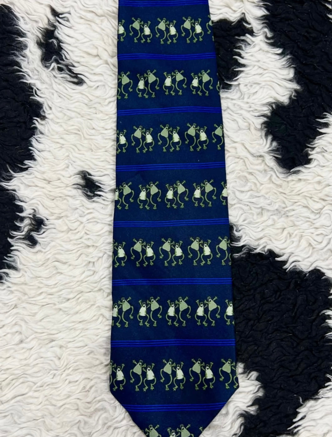 Dancing Frogs Tie