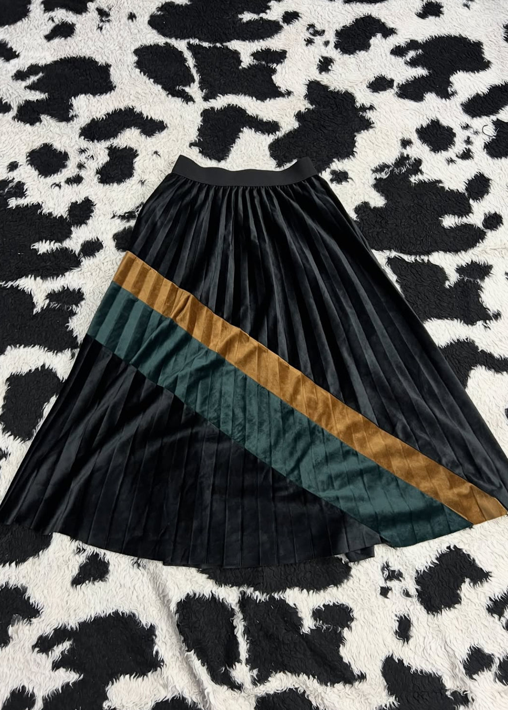 Black, Brown & Green Striped Pleated Long Velvet Skirt