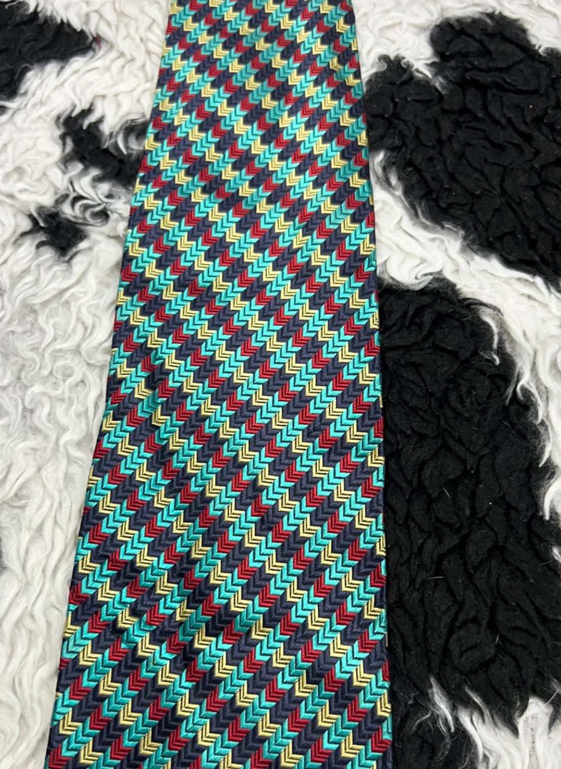 Näser Embroidered Tie