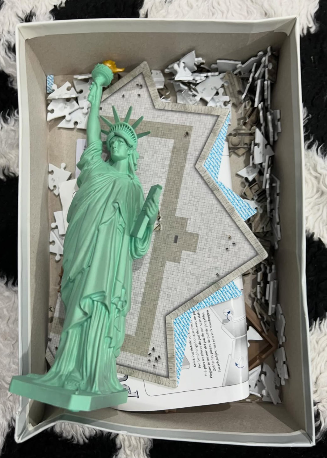 New York Statue of Liberty Puzzle Set