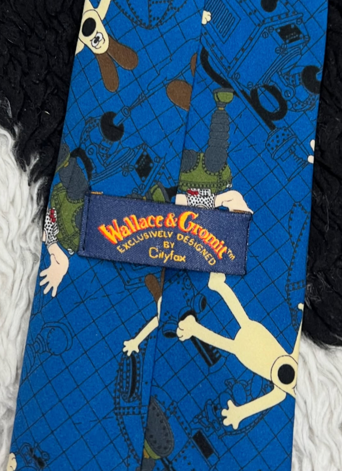 Gromit & Wallace Falling Tie