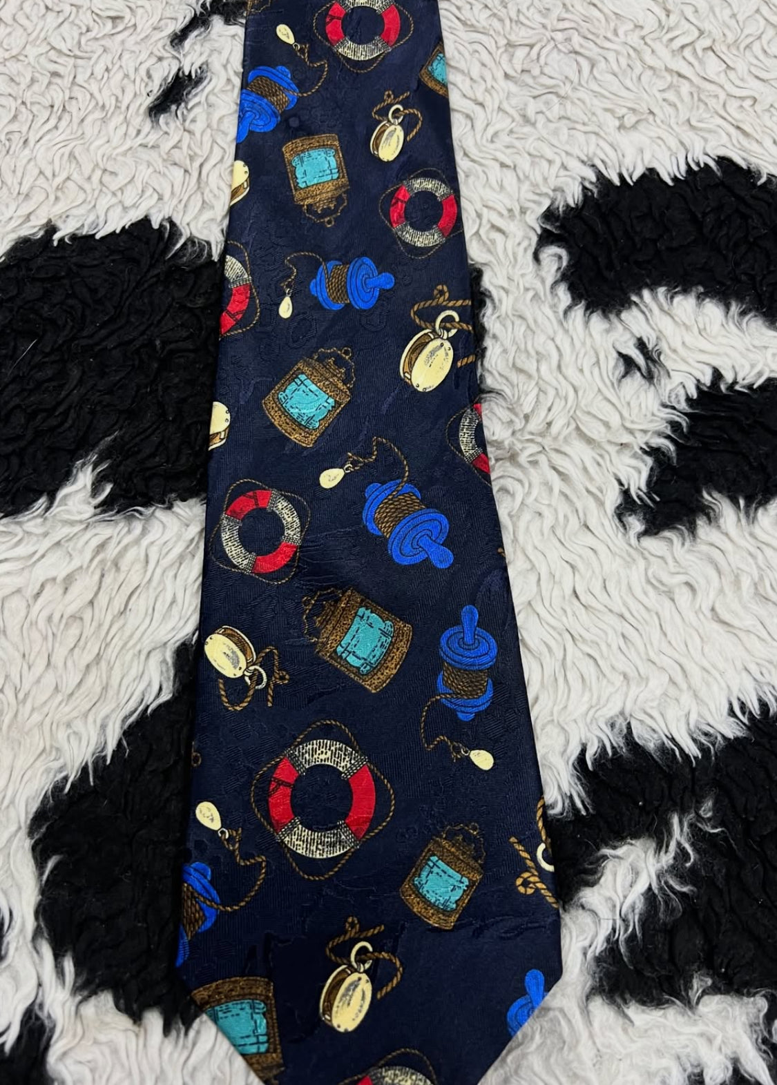 Nautical Ship Equipment Tie