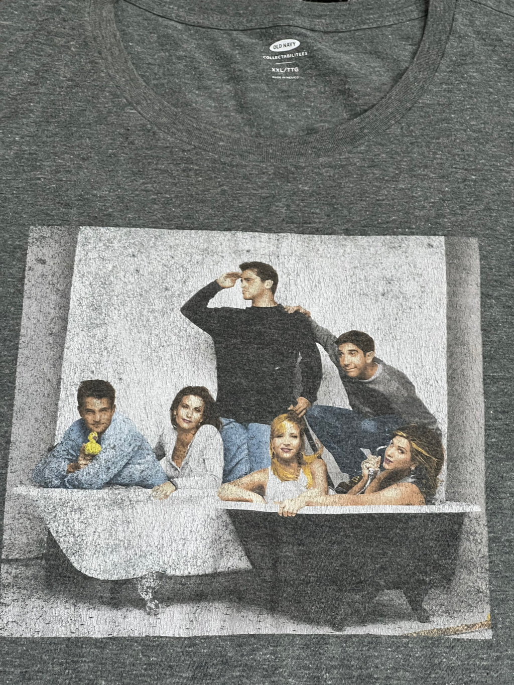 Old Navy Friends Show Tee (Extra Large)