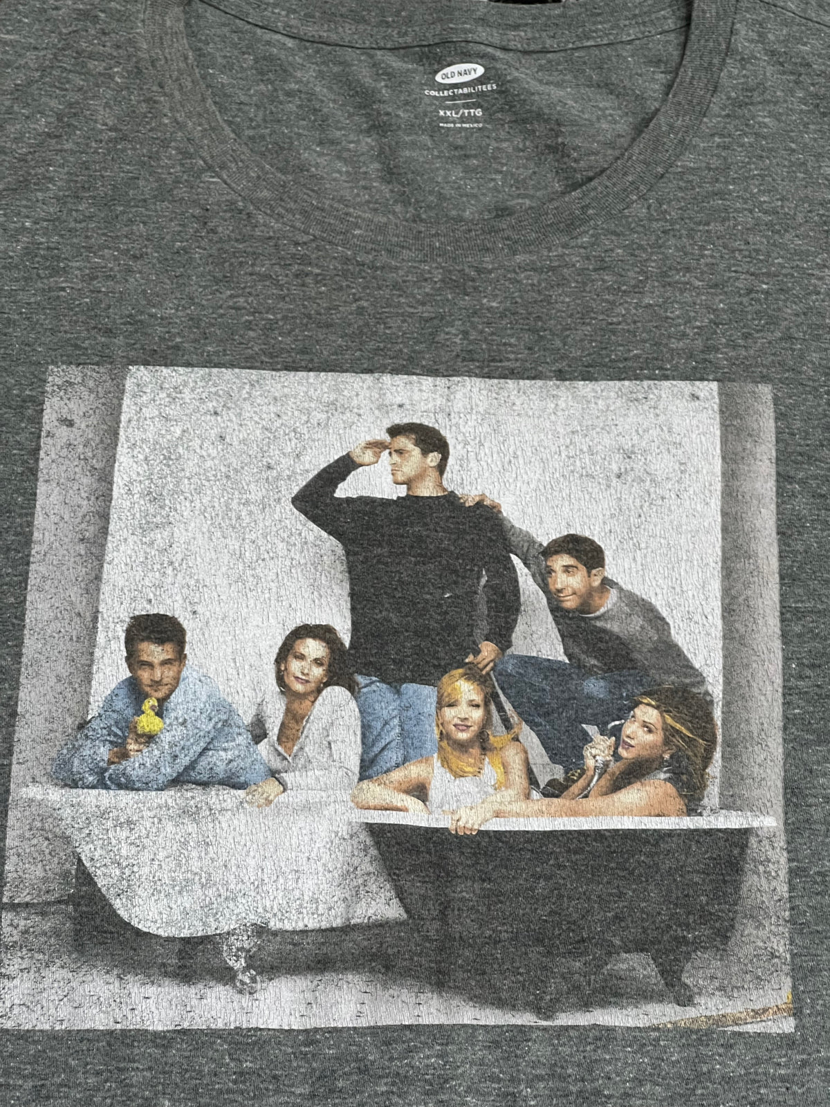Old Navy Friends Show Tee (Extra Large)