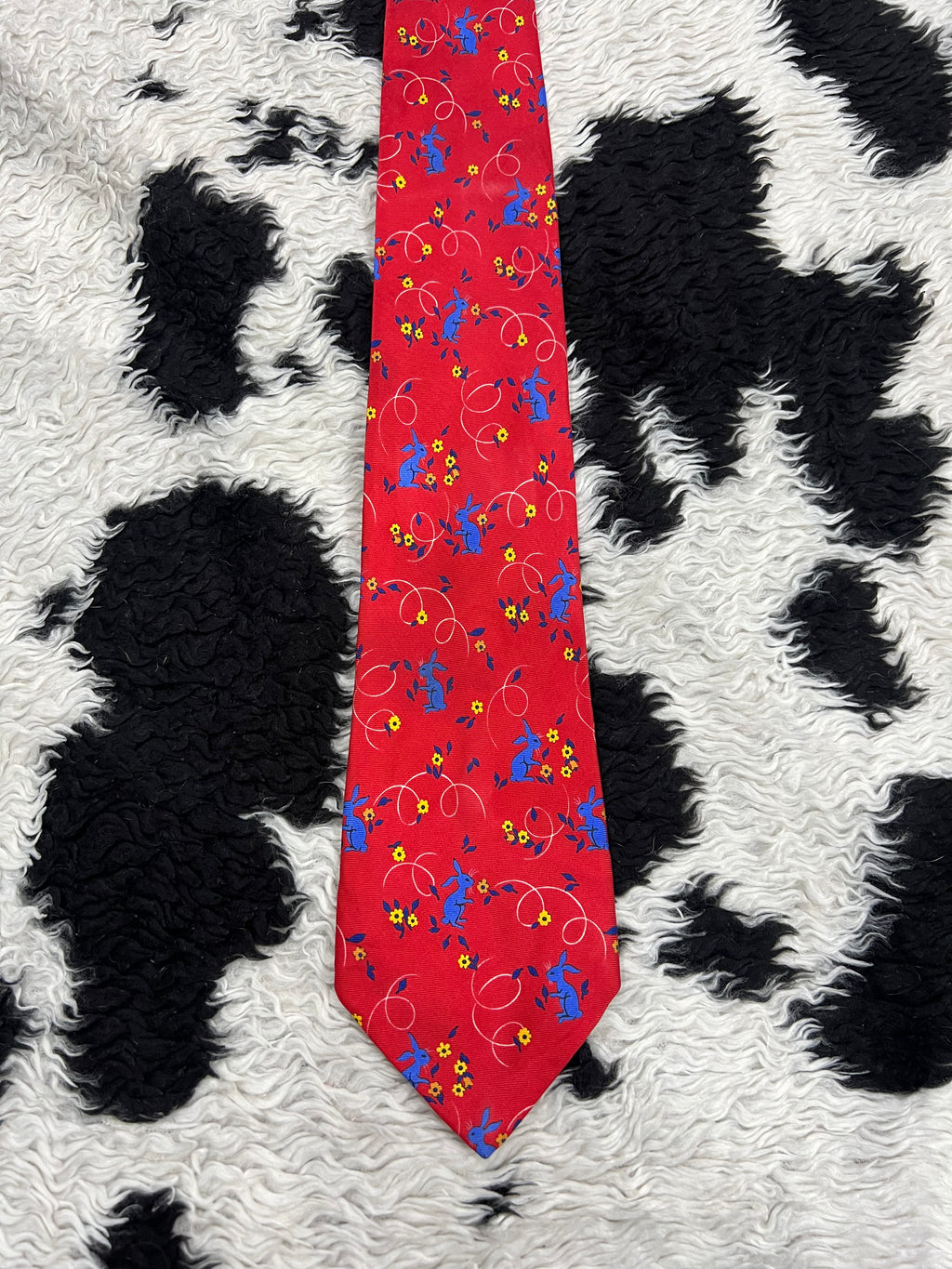 Bunnies in Flowers Tie
