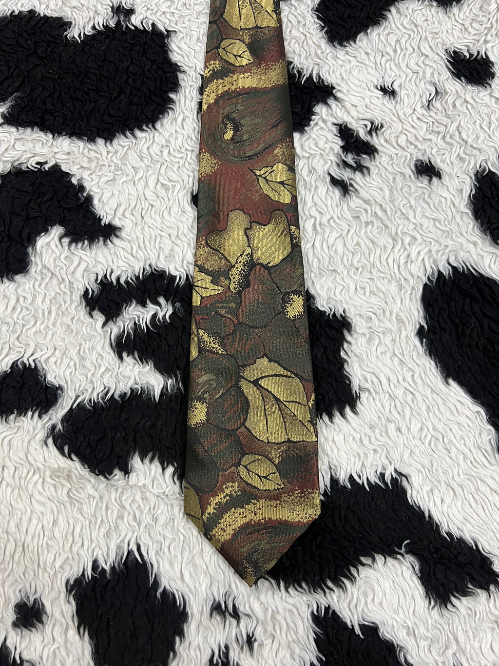Gilt Edge Brown Fully Embroidered Tie