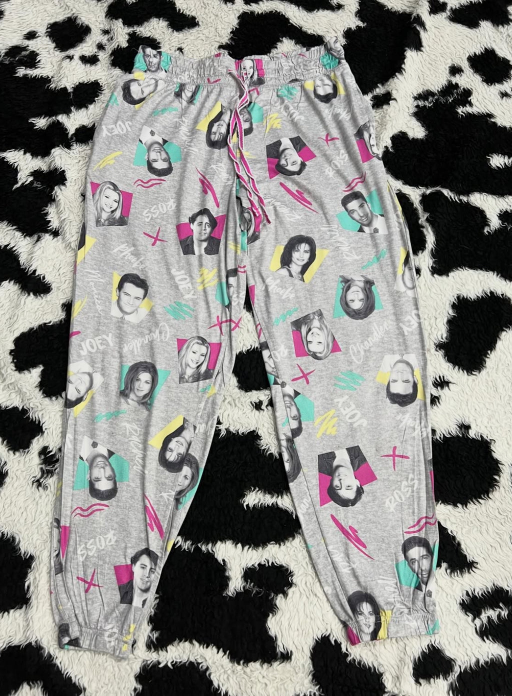 Friends Show PJs (Medium)