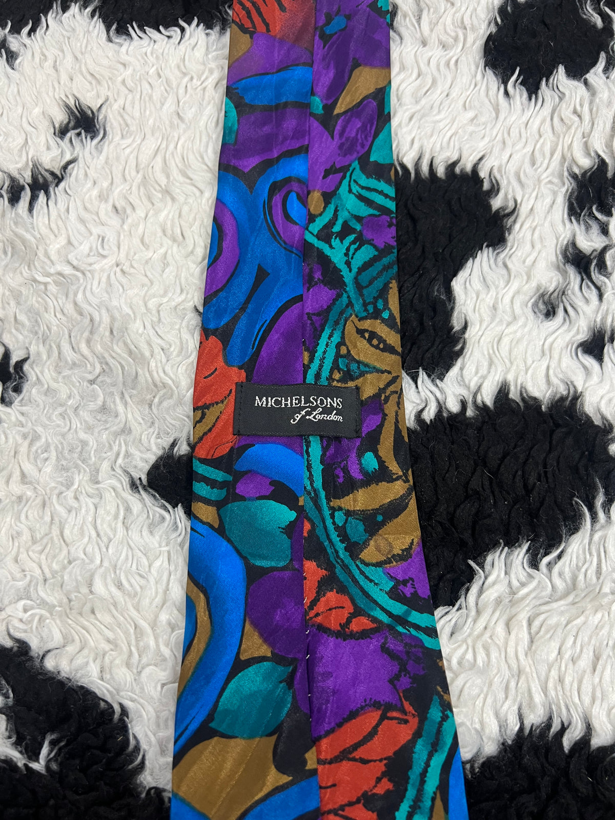 Michelsons Swirl Tie