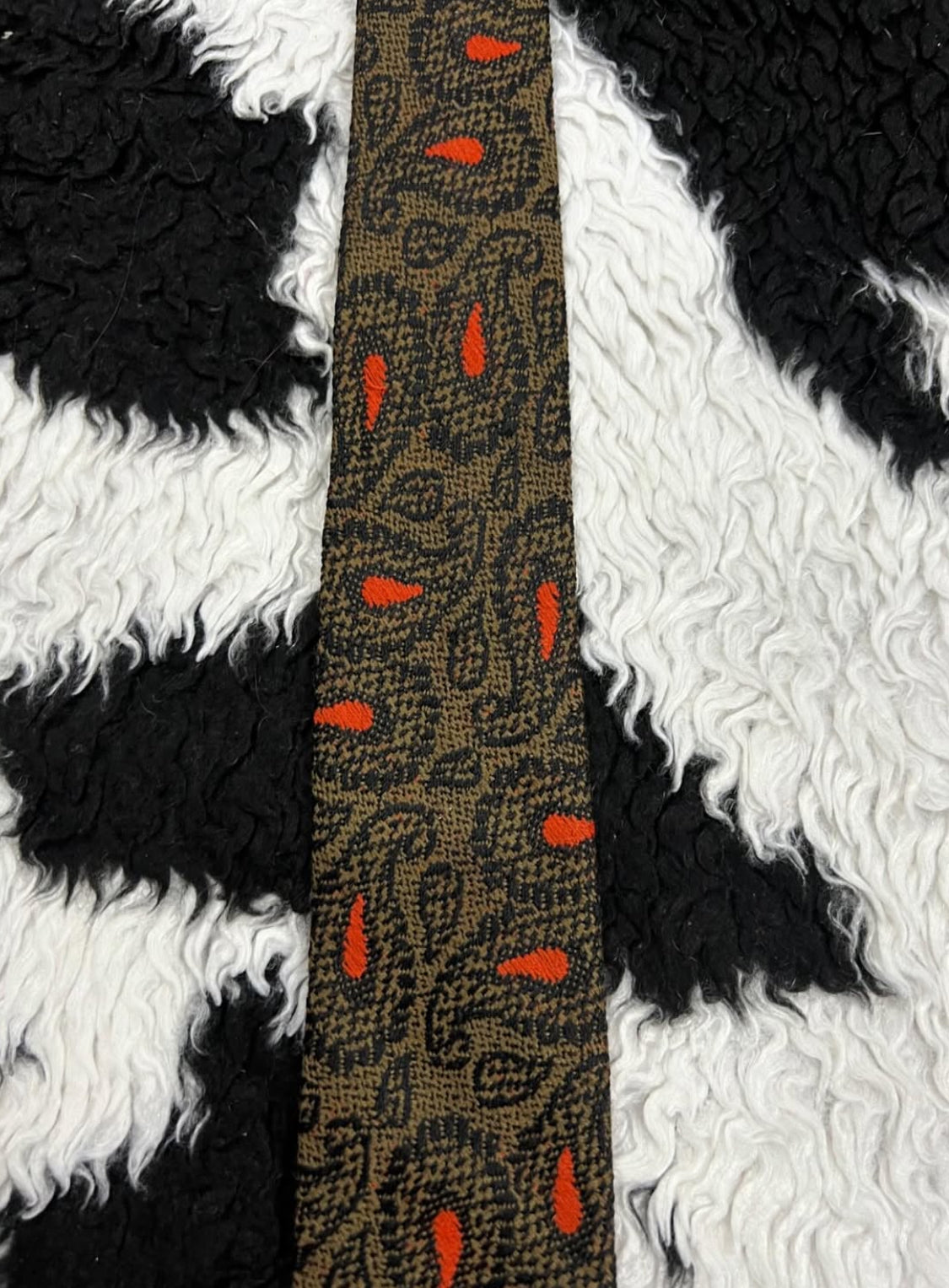 Woolen Narrow Paisley Tie