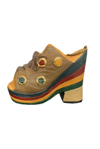 Vintage Heel Trinket
