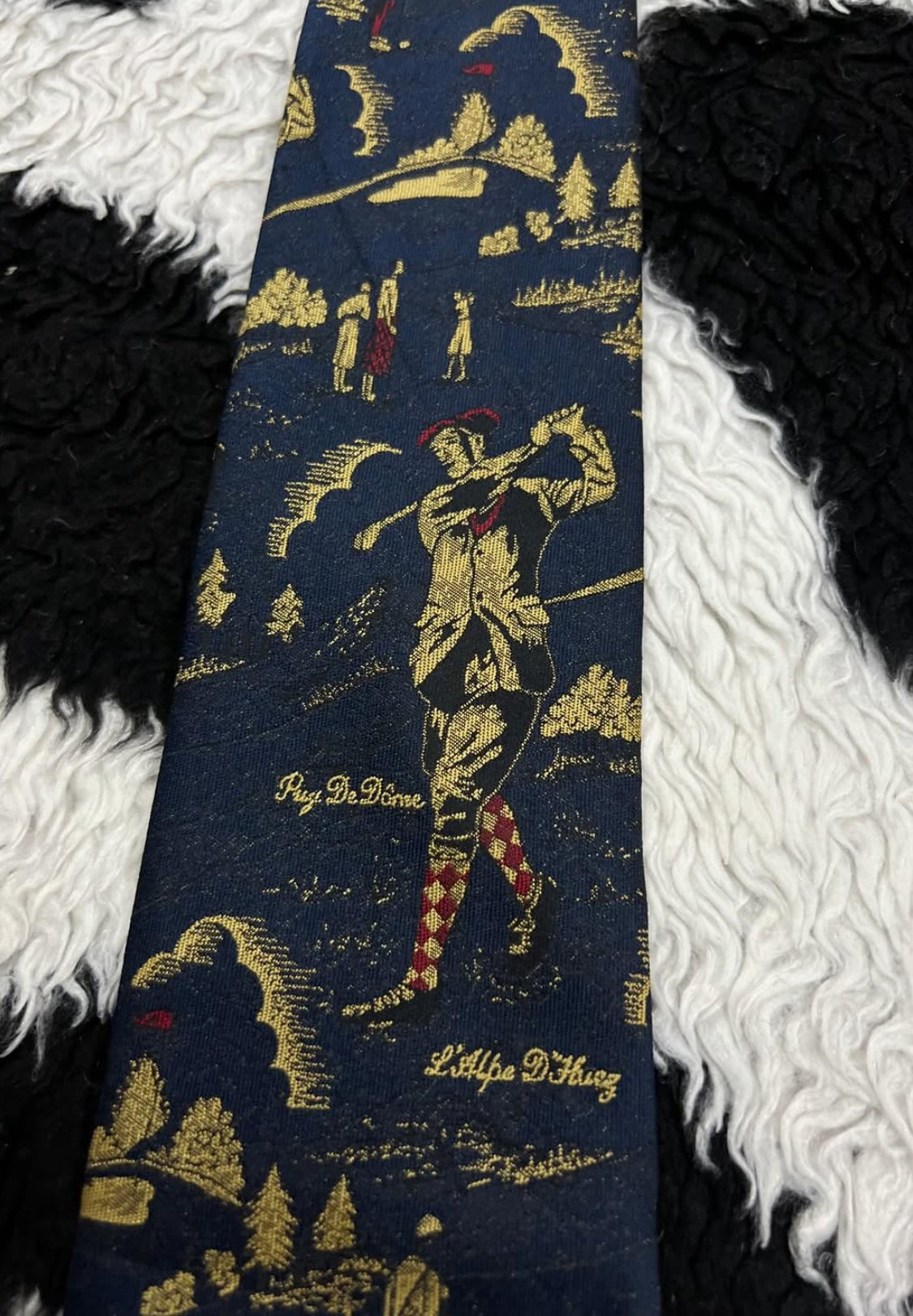 Golfing Tie