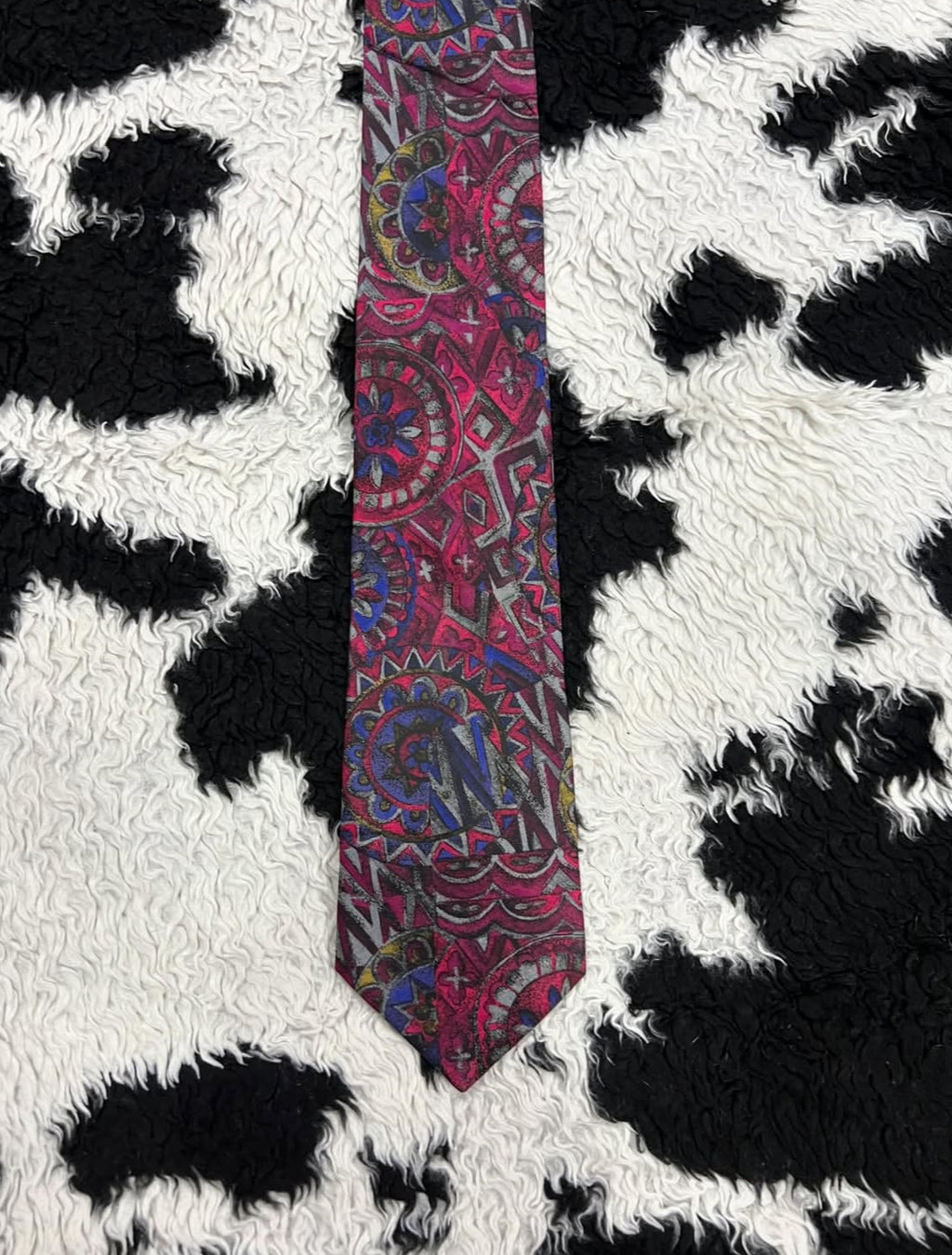 Jonelle Abstract Tie