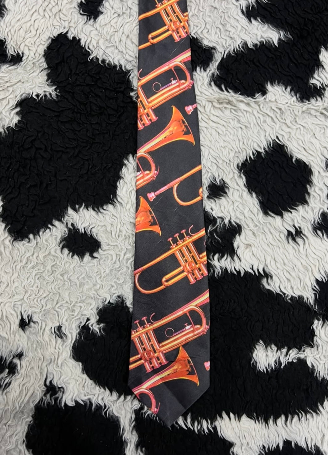 Ralph Marlin 1992 "Trumpets" Tie