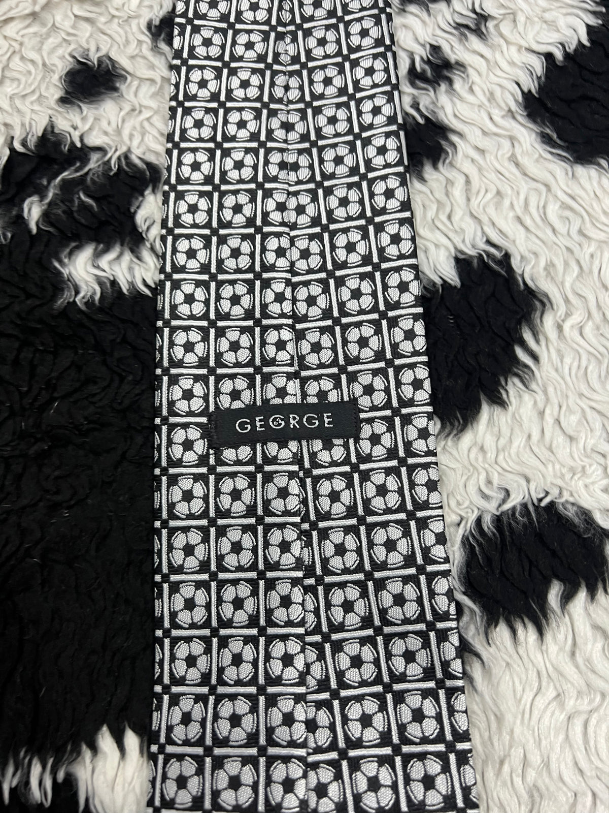 GEORGE Football Tie