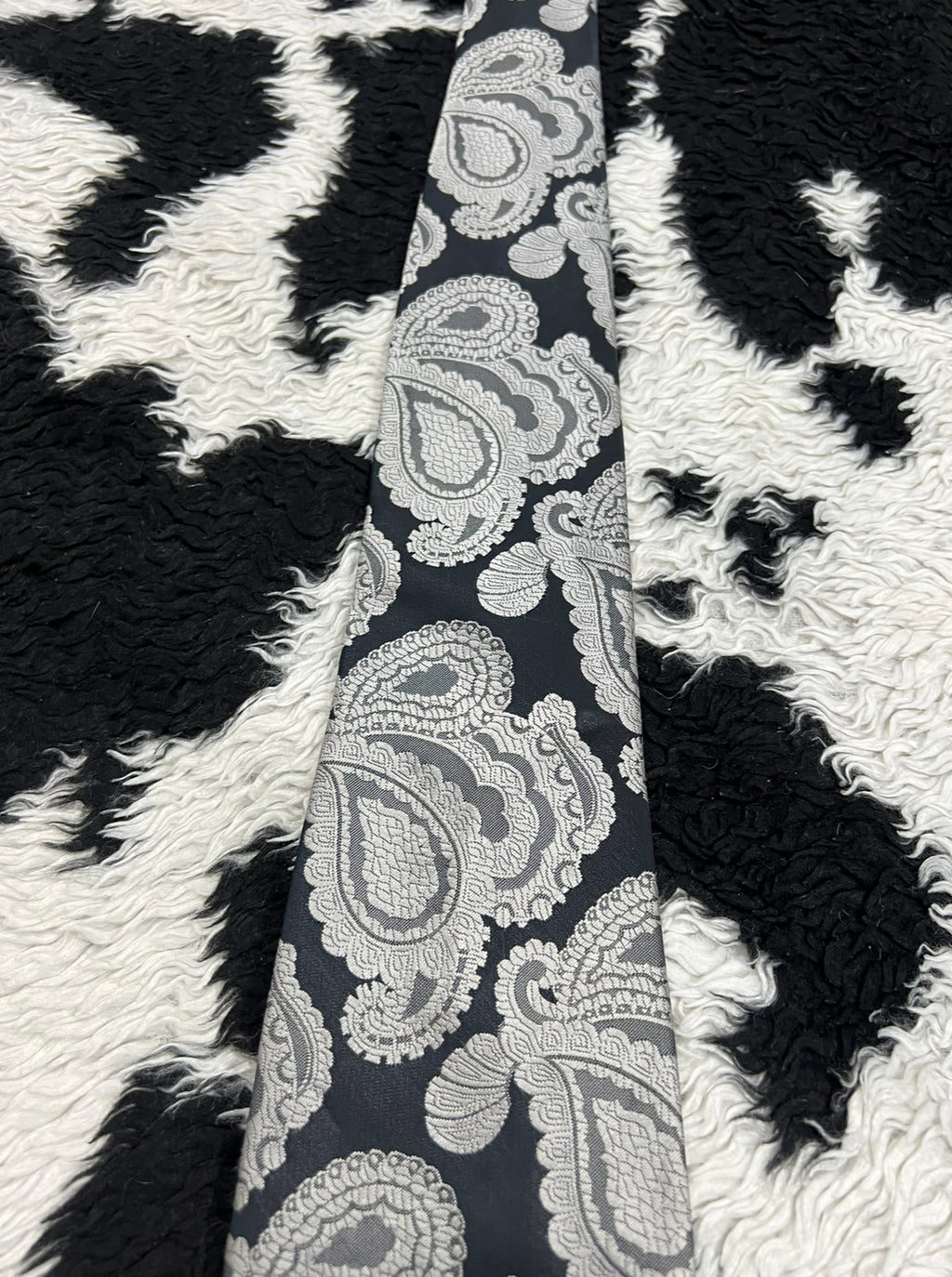 Pierre Cardin Black & Grey Paisley Tie