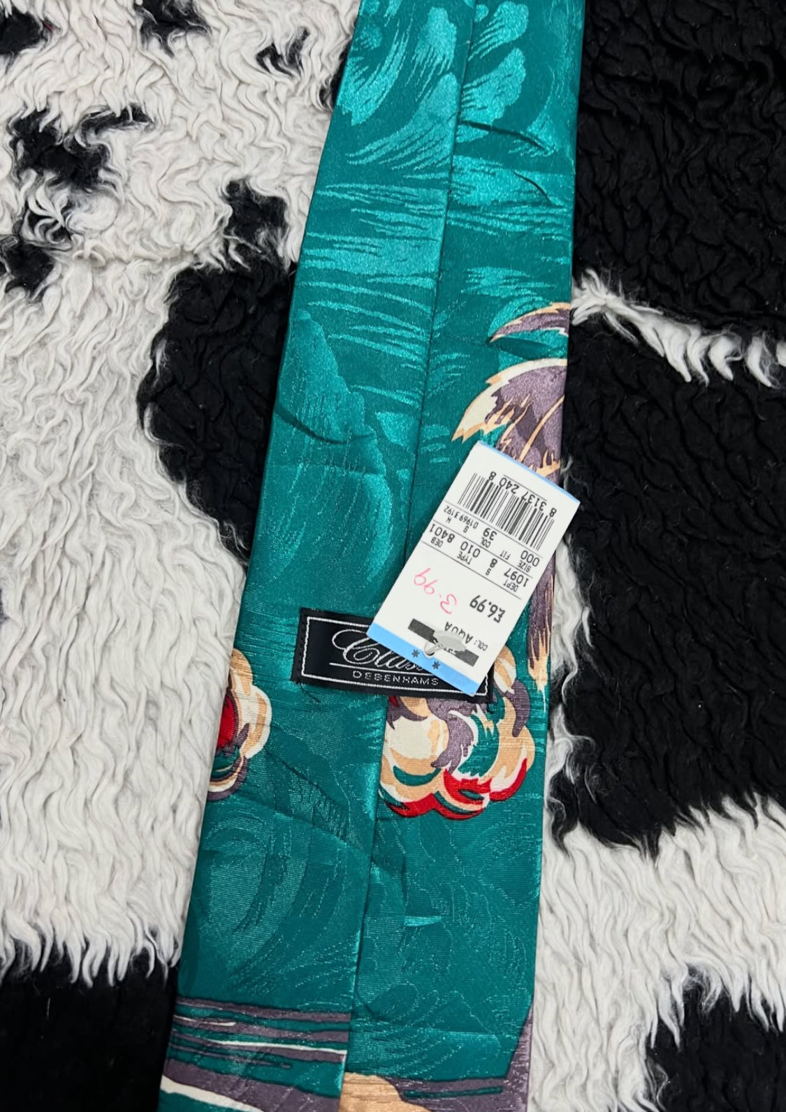 Island Beach Tie