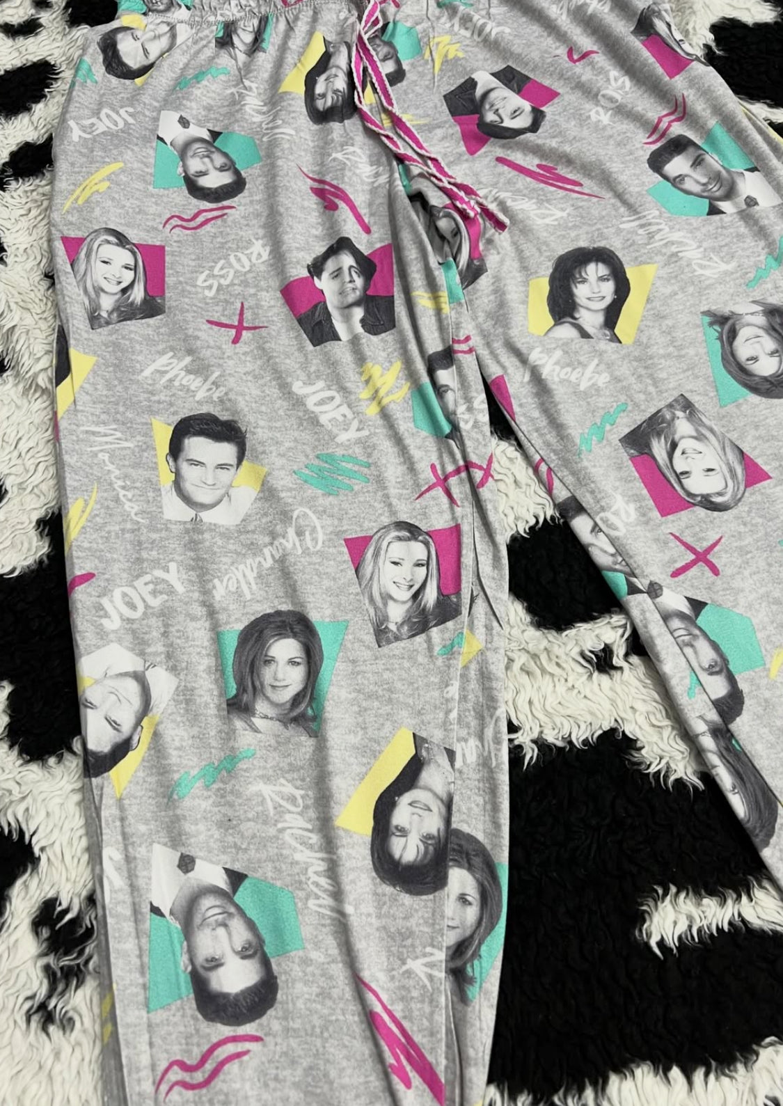 Friends Show PJs (Medium)