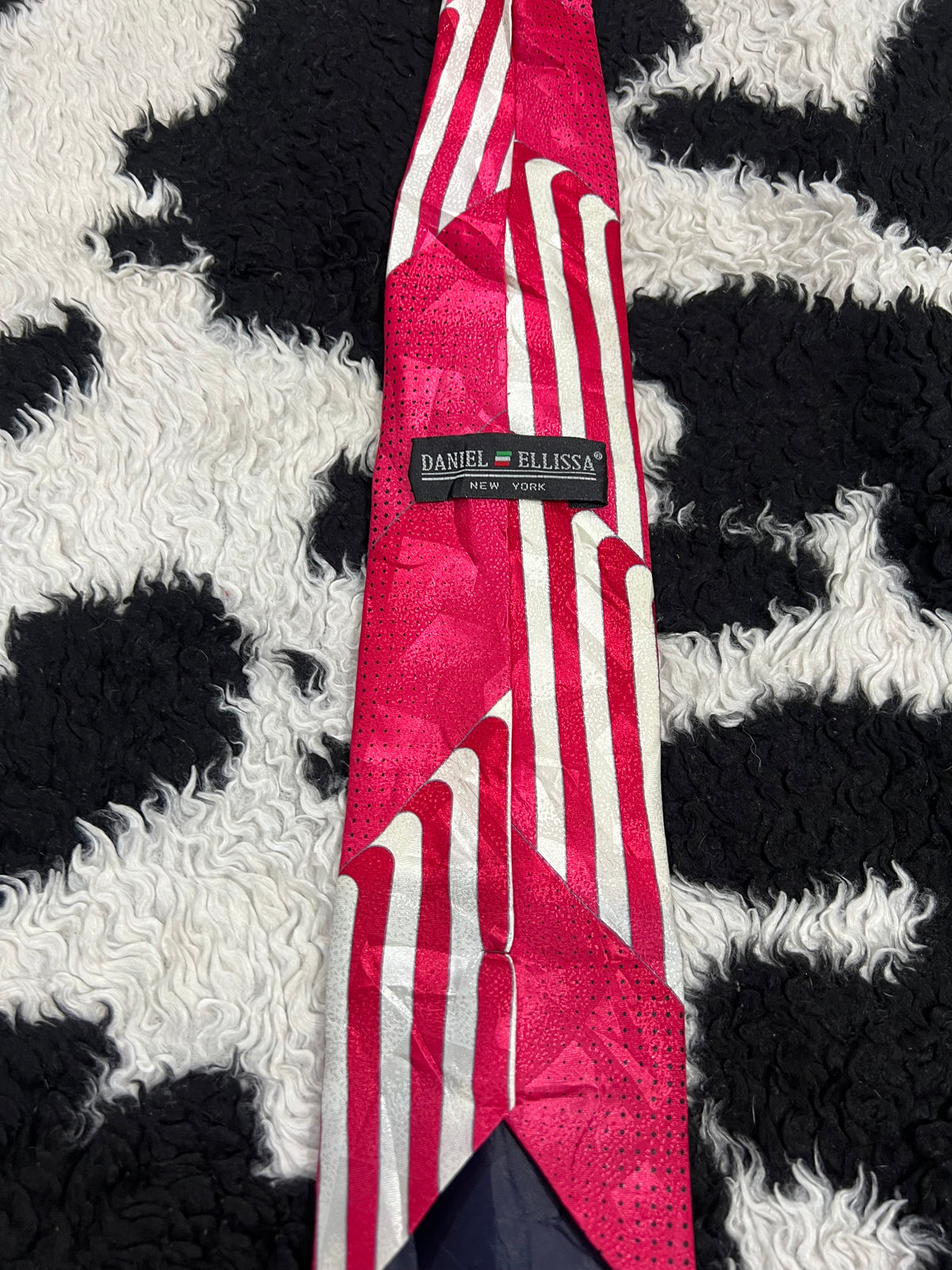 Daniel Elissa Hot Pink & White Tie